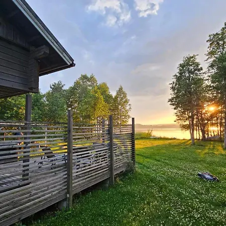木屋 Authentic Finnish Lakeside