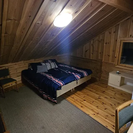木屋 Authentic Finnish Lakeside *